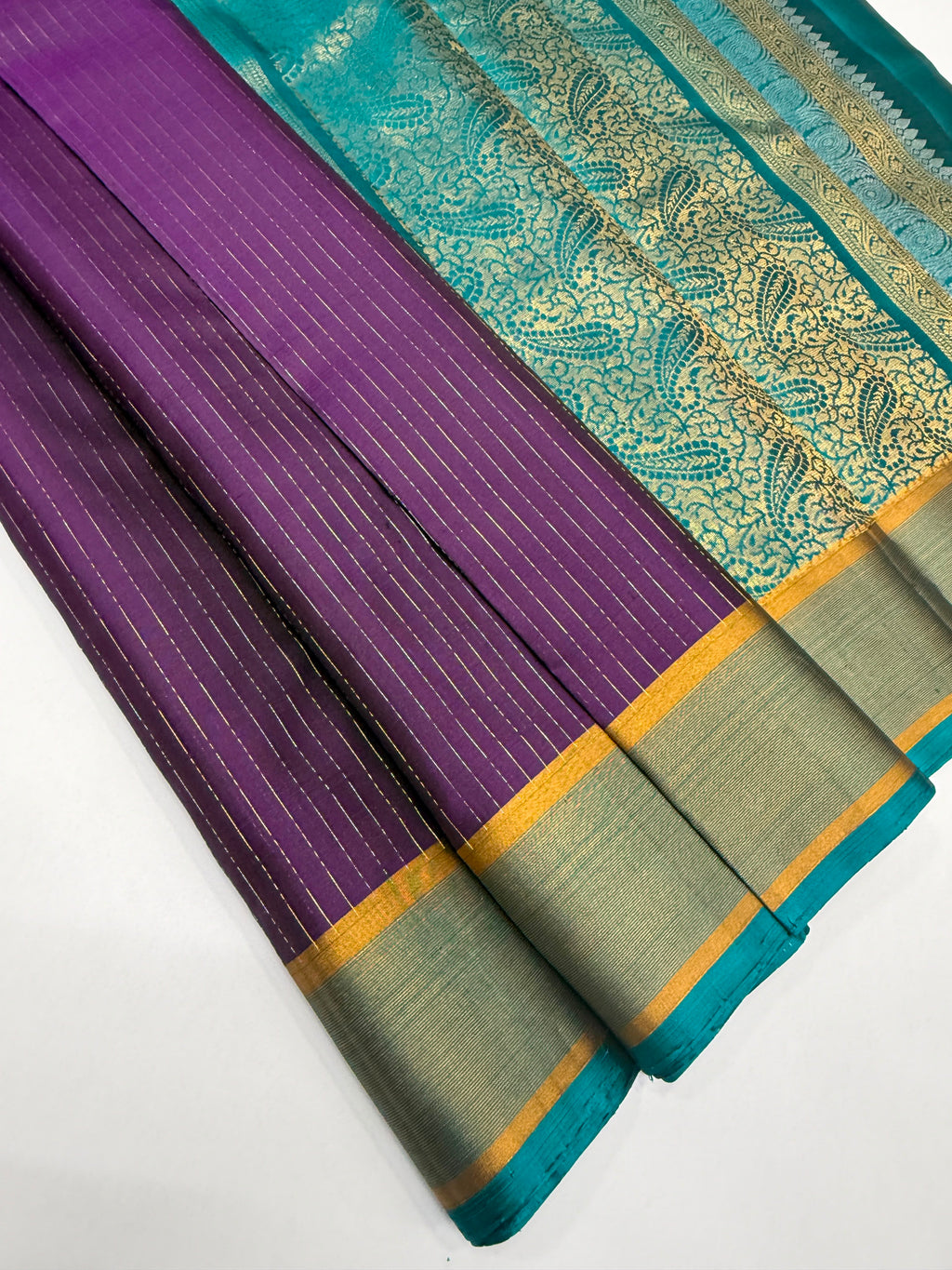 VS1076 - violet color body ,peacock blue color pallu,blouse - Pure silk saree