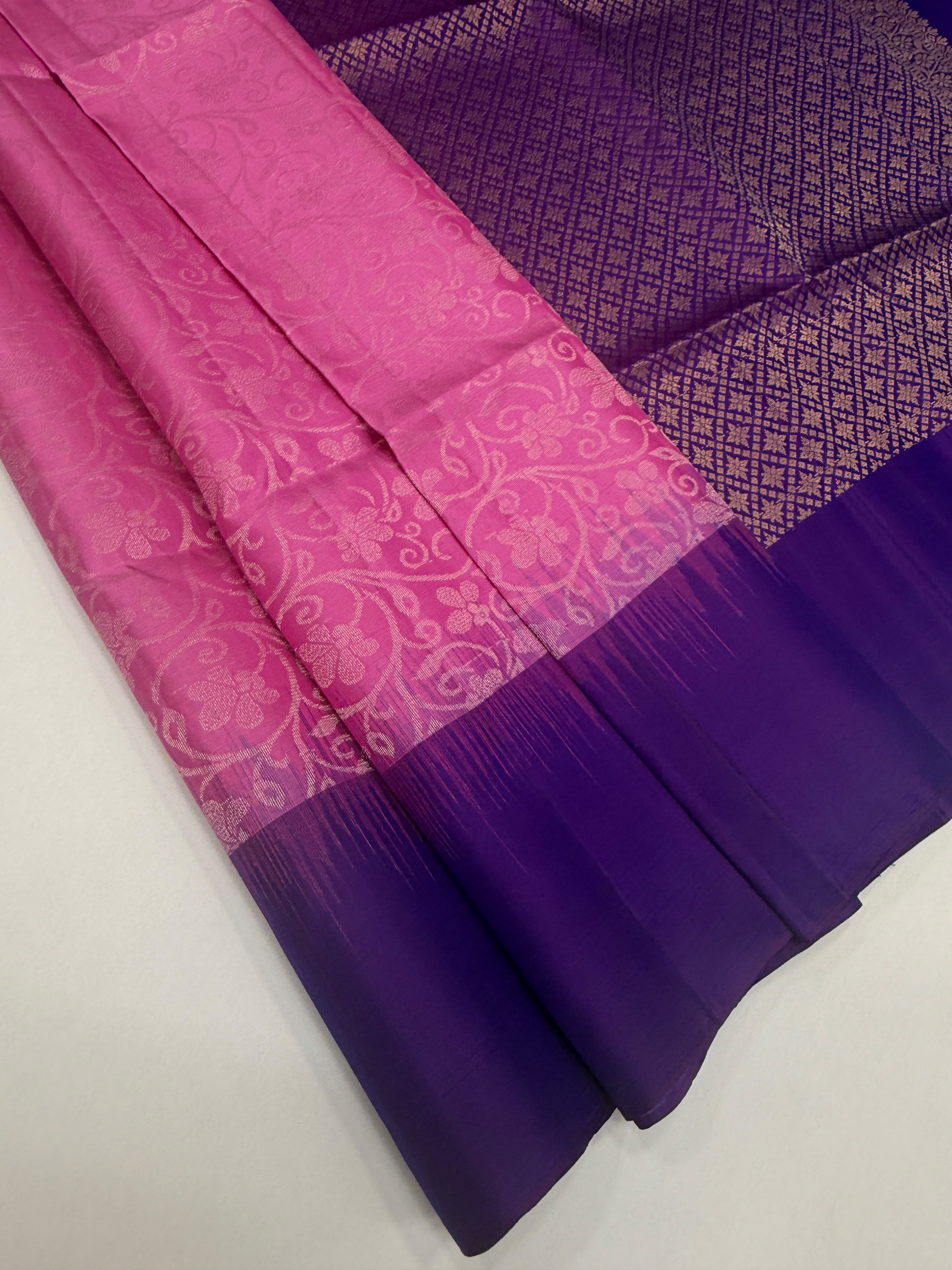 VSA651 -lotus pink color body , violet color pallu , blouse pure silk saree