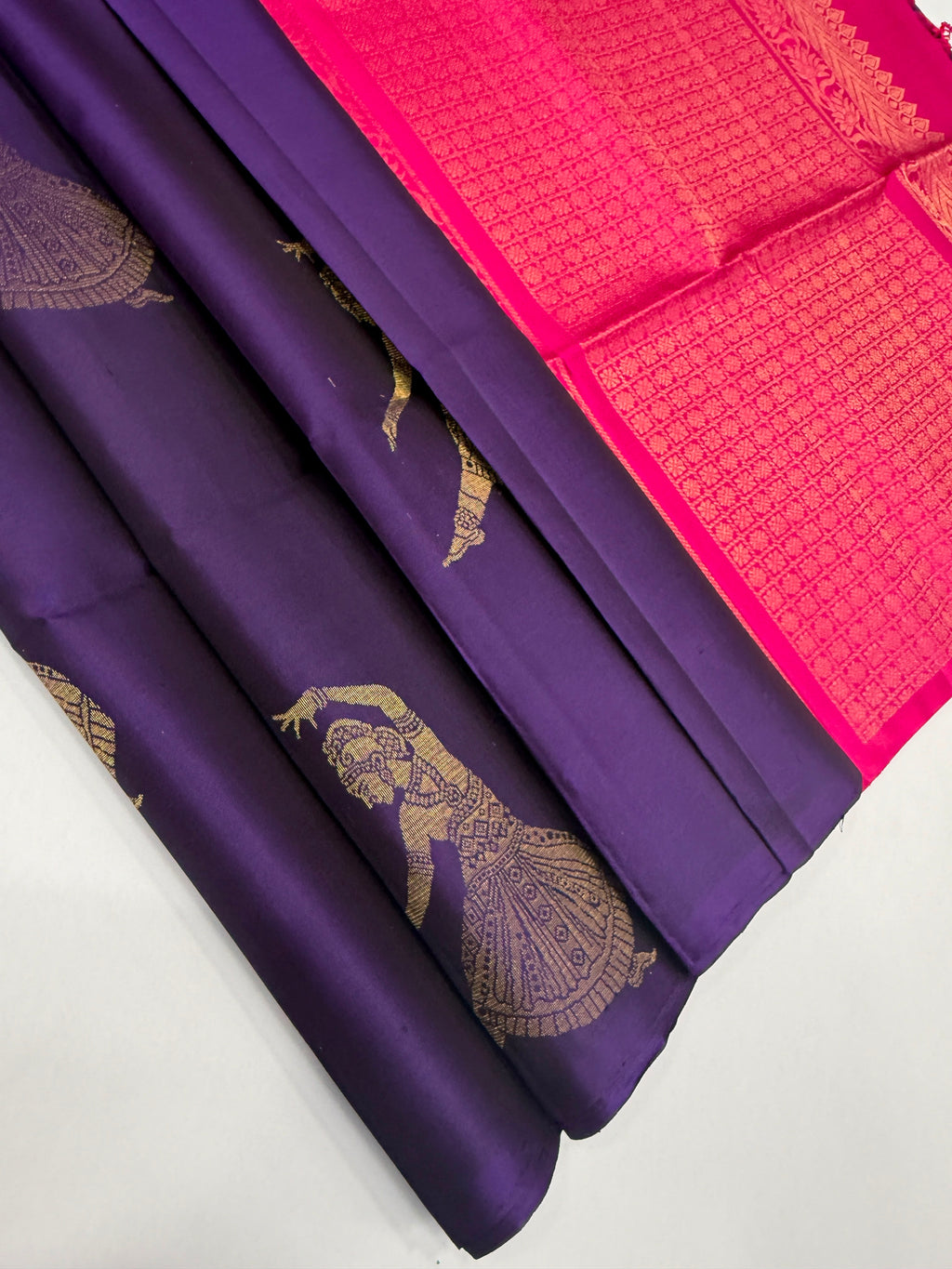 VSBP104 - violet color body , rani pink color pallu,blouse - Pure silk saree