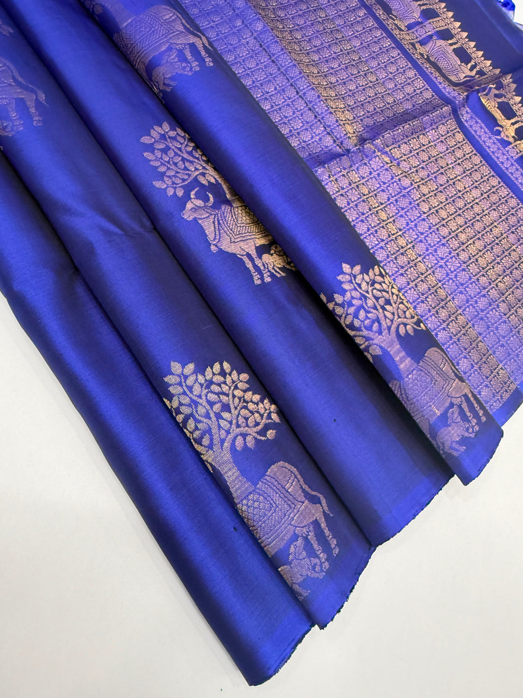 VSBP103 - royal blue color body , pallu,blouse - Pure silk saree