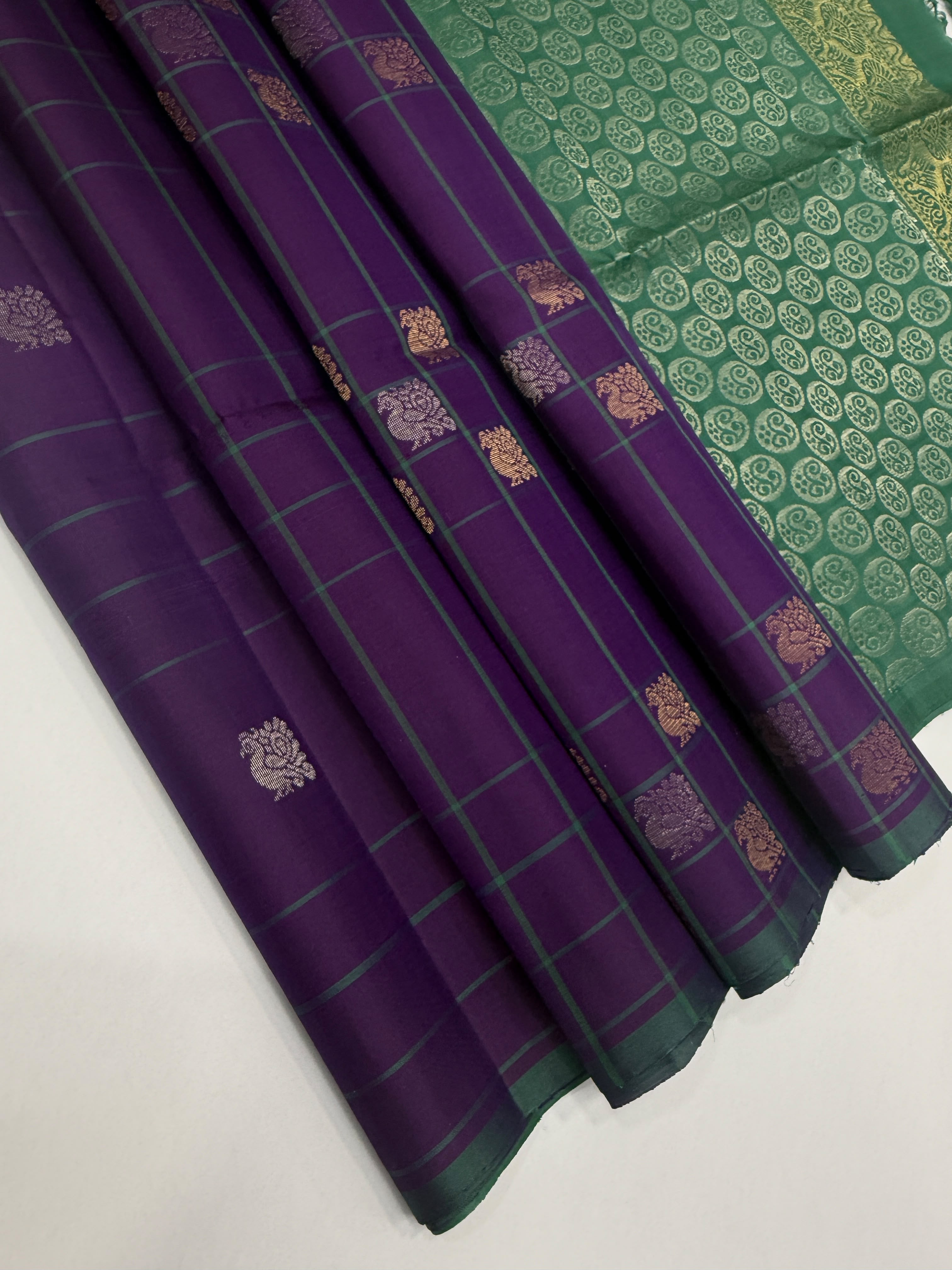 VSF1034 - violet color body , pastel green color pallu,blouse - Pure silk saree