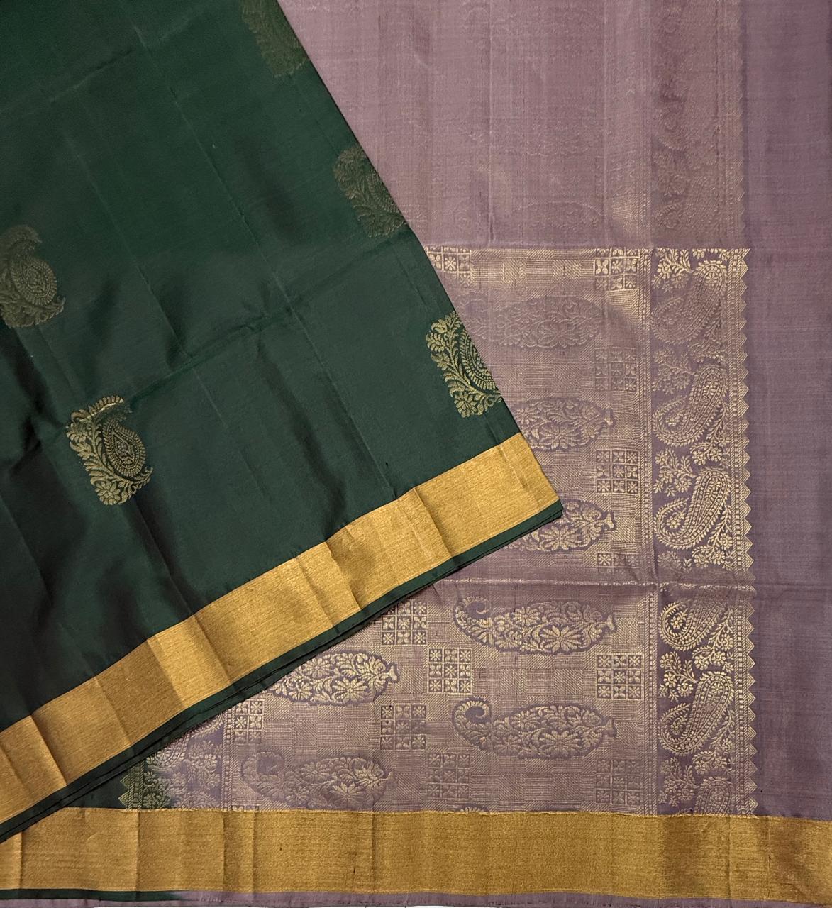 VSZB256 - green color body , light lavender color pallu , blouse - Pure silk saree