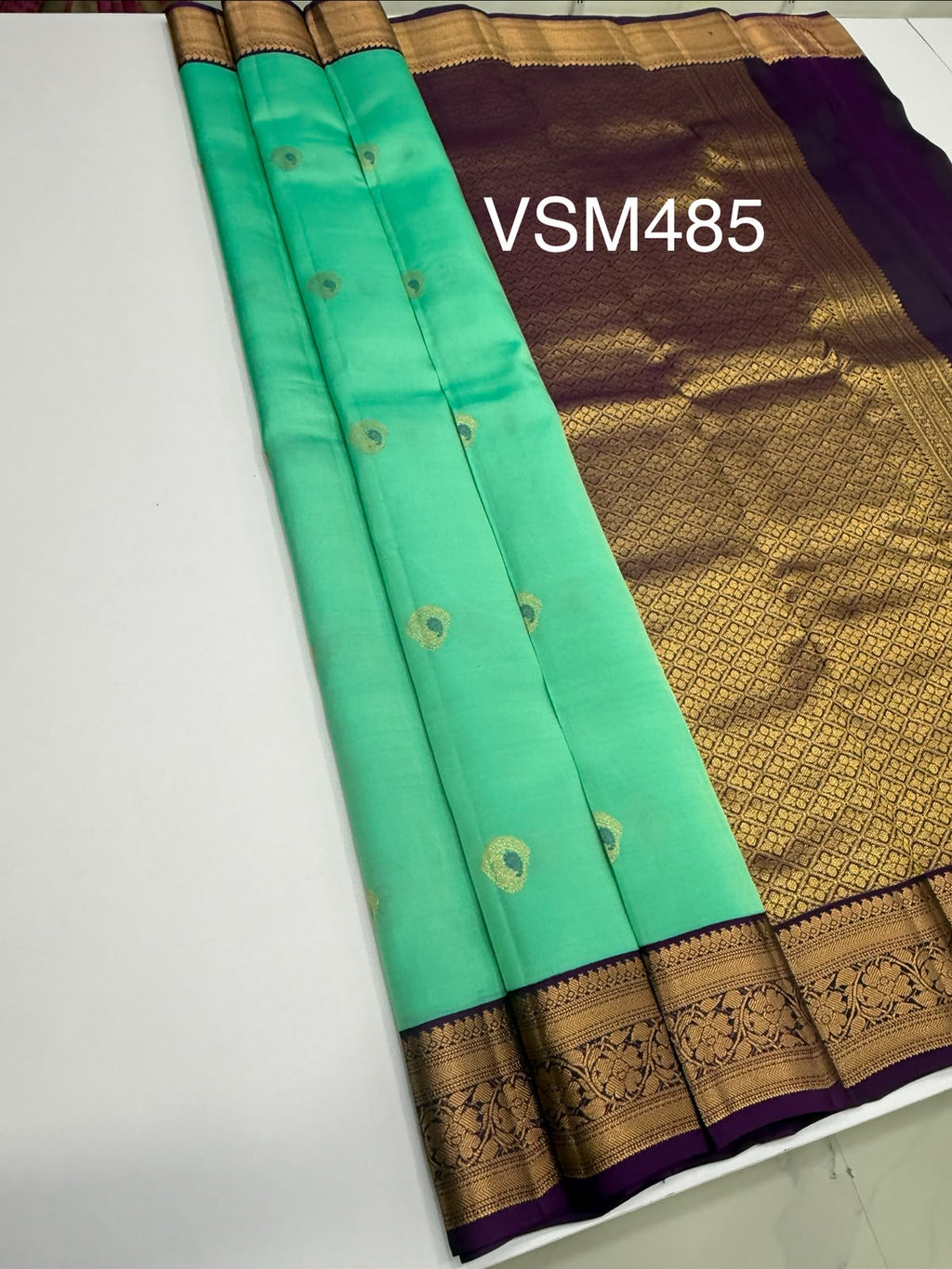 VSM485 - rexona green color body, dark violet color pallu , blouse.
