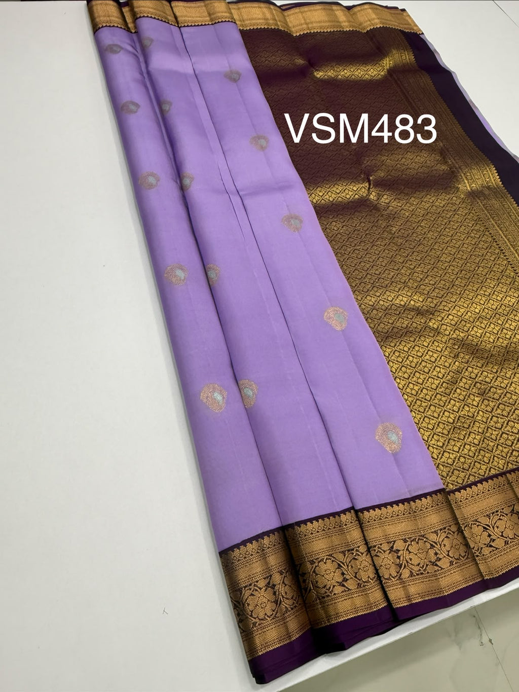 VSM483 - lavender color body, dark violet color pallu , blouse.