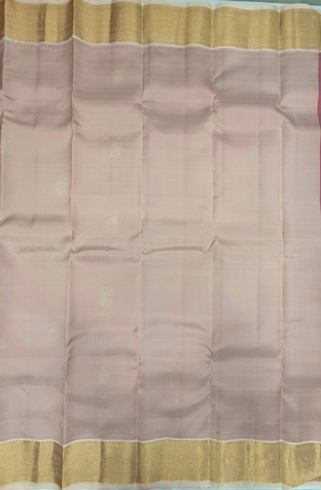 VSM482 - magenta color body, baby pink color pallu , blouse.