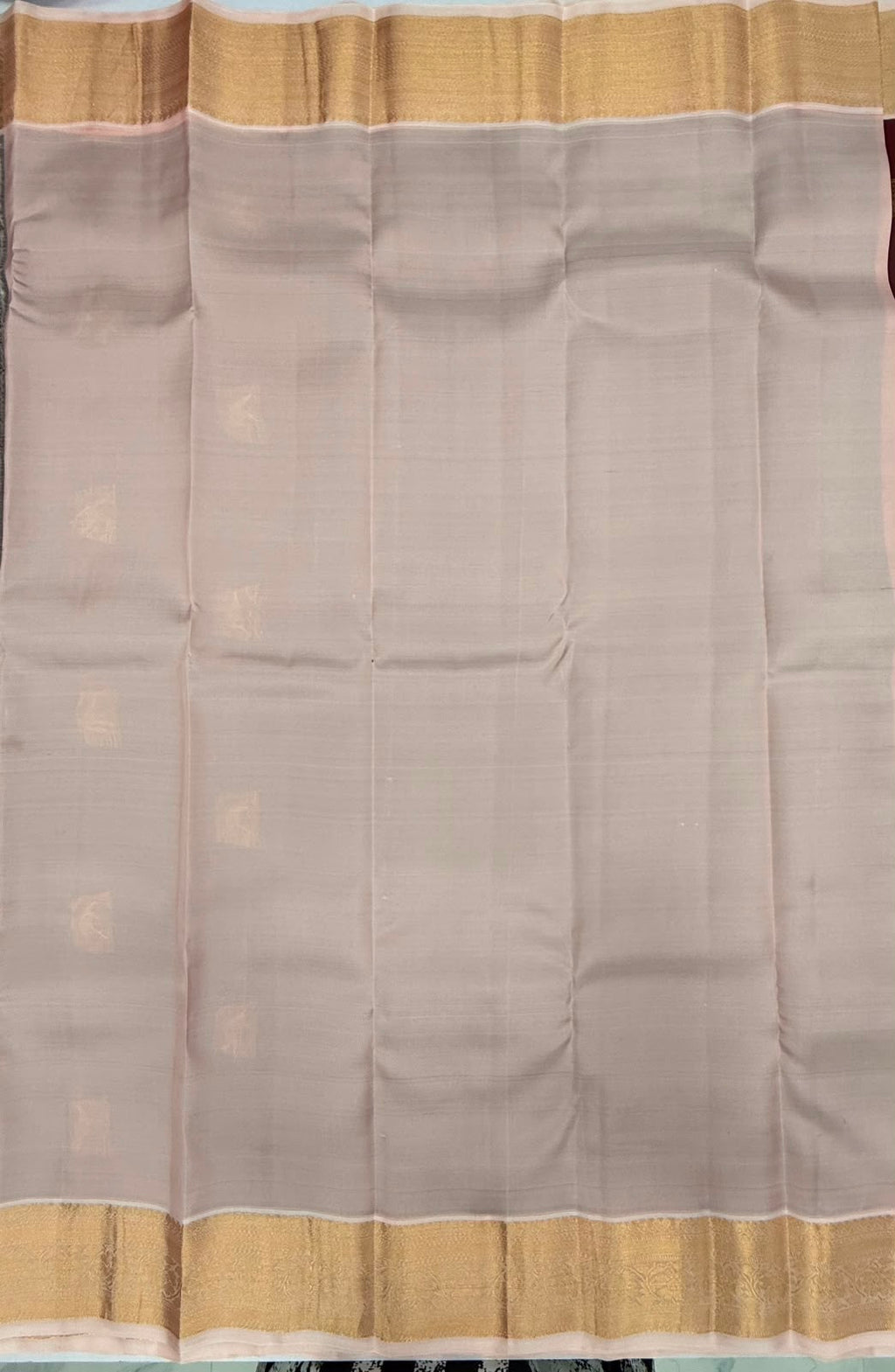VSM477 - maroon color body, baby pink color pallu , blouse.