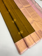 VSM476 - honey brown color body, baby pink color pallu , blouse.