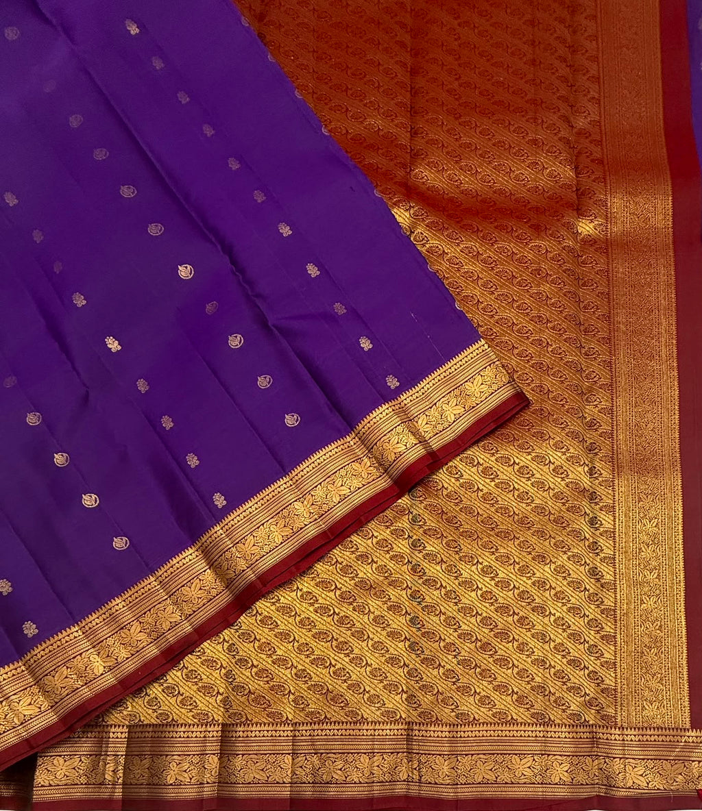VSM470 - violet color body, maroon color pallu , blouse.
