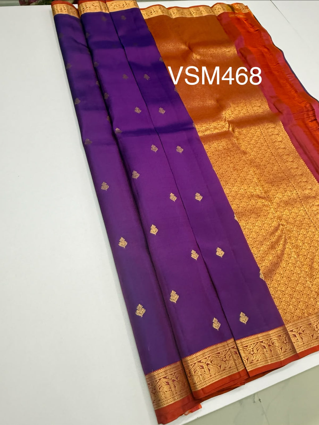 VSM468 - violet color body, pinkish orange color pallu , blouse.