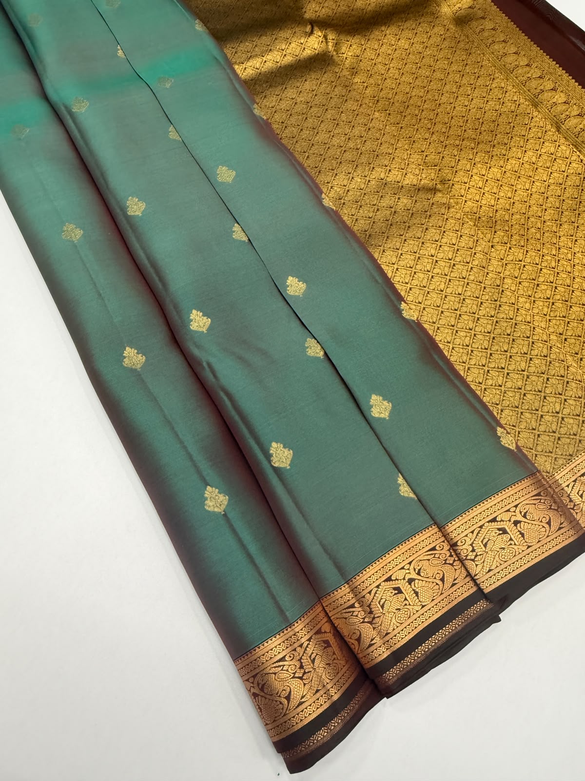 VSM465 - dual blue color body, coffee brown color pallu , blouse.