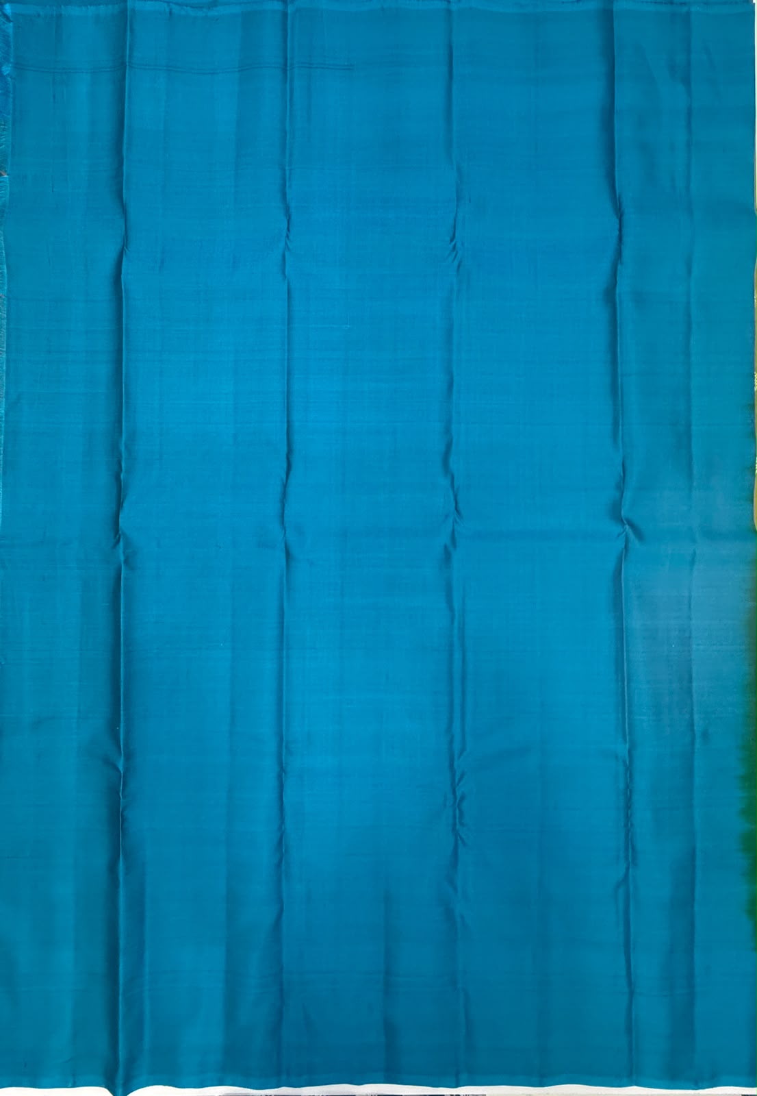 VSM462 - mehandi color body, peacock blue color pallu , blouse.