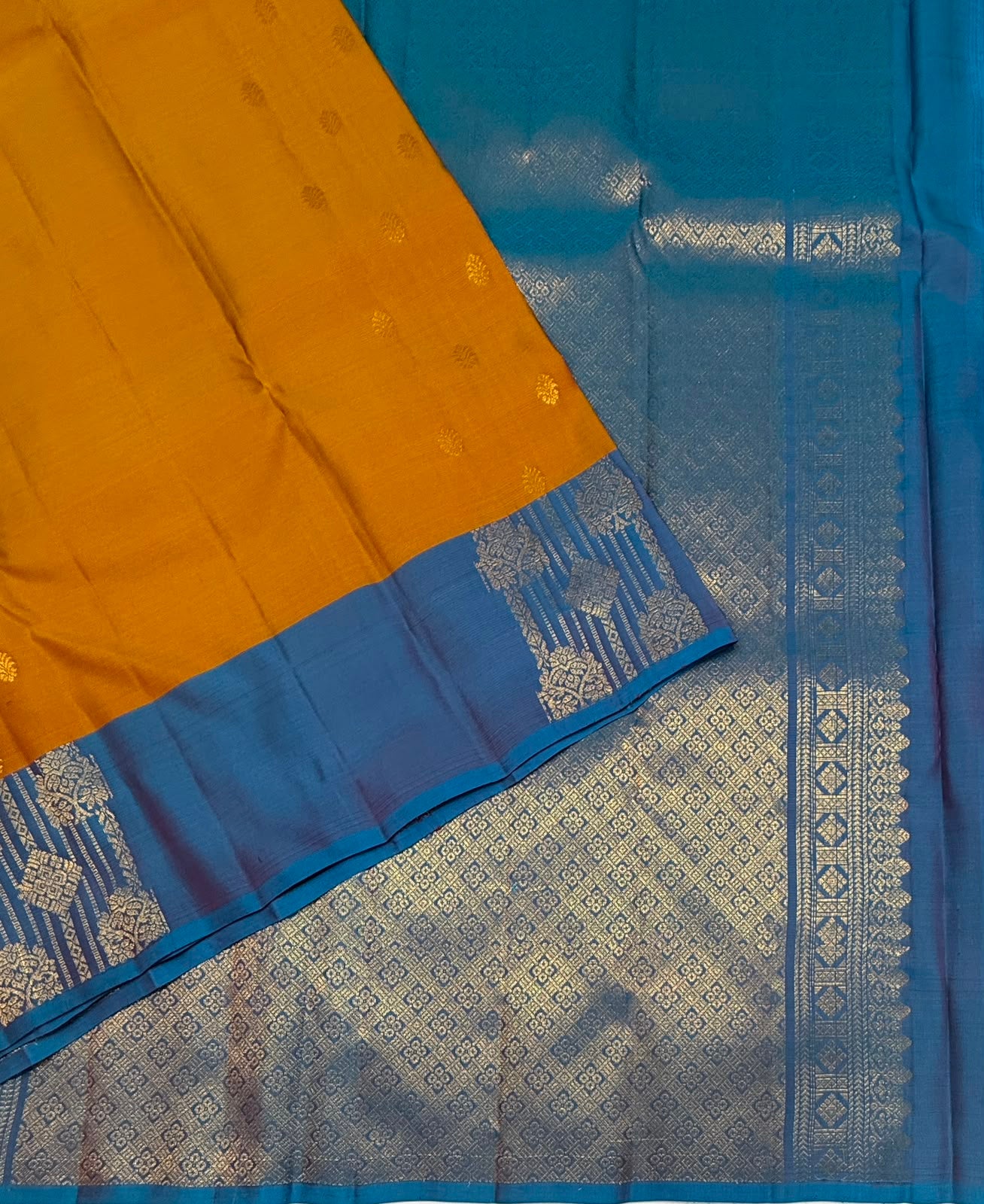 VSM460 - mustard color body, blue color pallu , blouse.