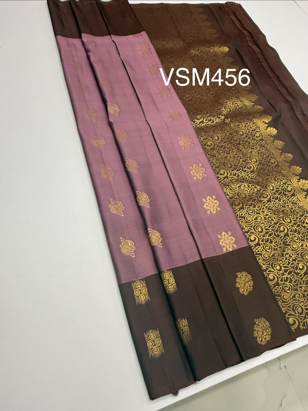 VSM456 - lavender color body, dark brown color pallu , blouse.