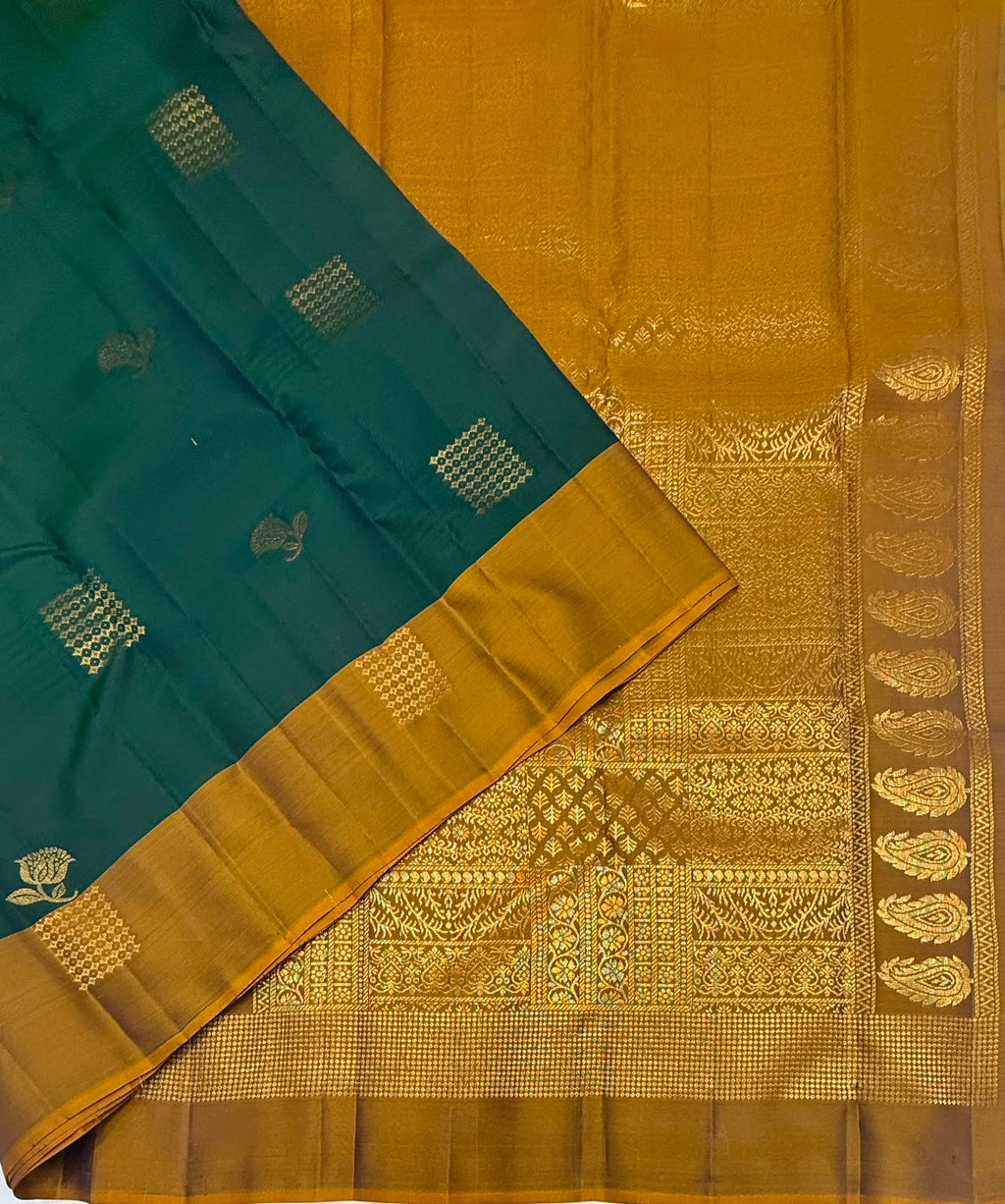 VSM450 - green color body, honey brown color pallu , blouse.