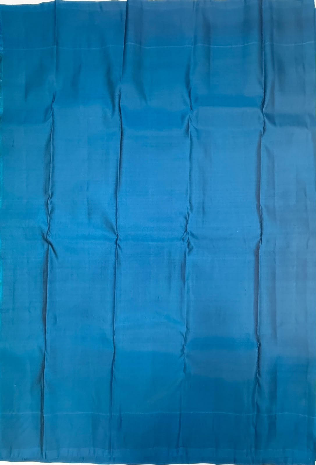 VSM448 - green color body, peacock blue color pallu , blouse.