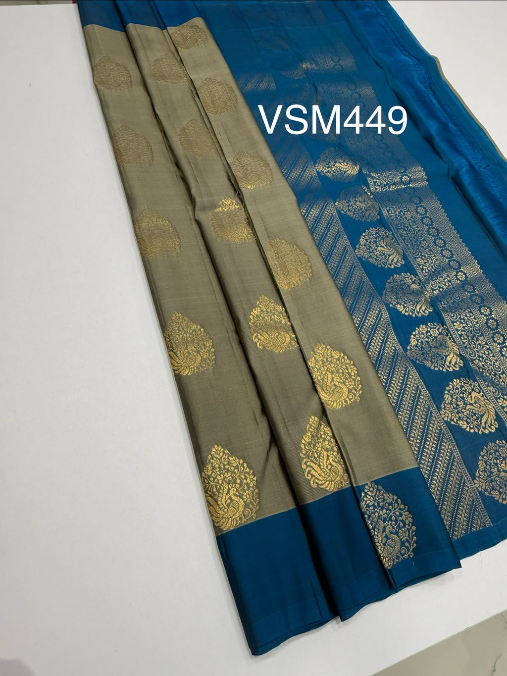 VSM449 - dark grey color body, peacock blue color pallu , blouse.
