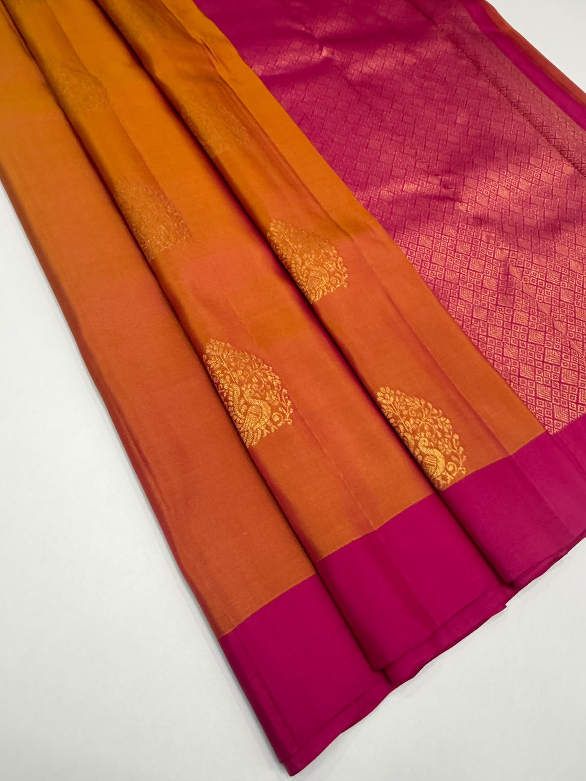 VSM446 - orange with pink color body, magenta color pallu , blouse.