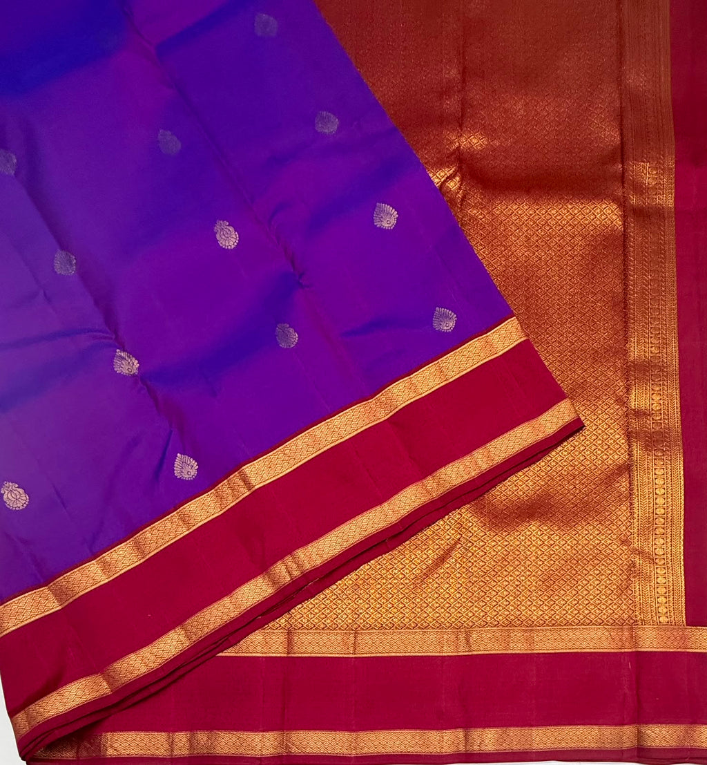 VSM442 - violet color body , purple color pallu , blouse.