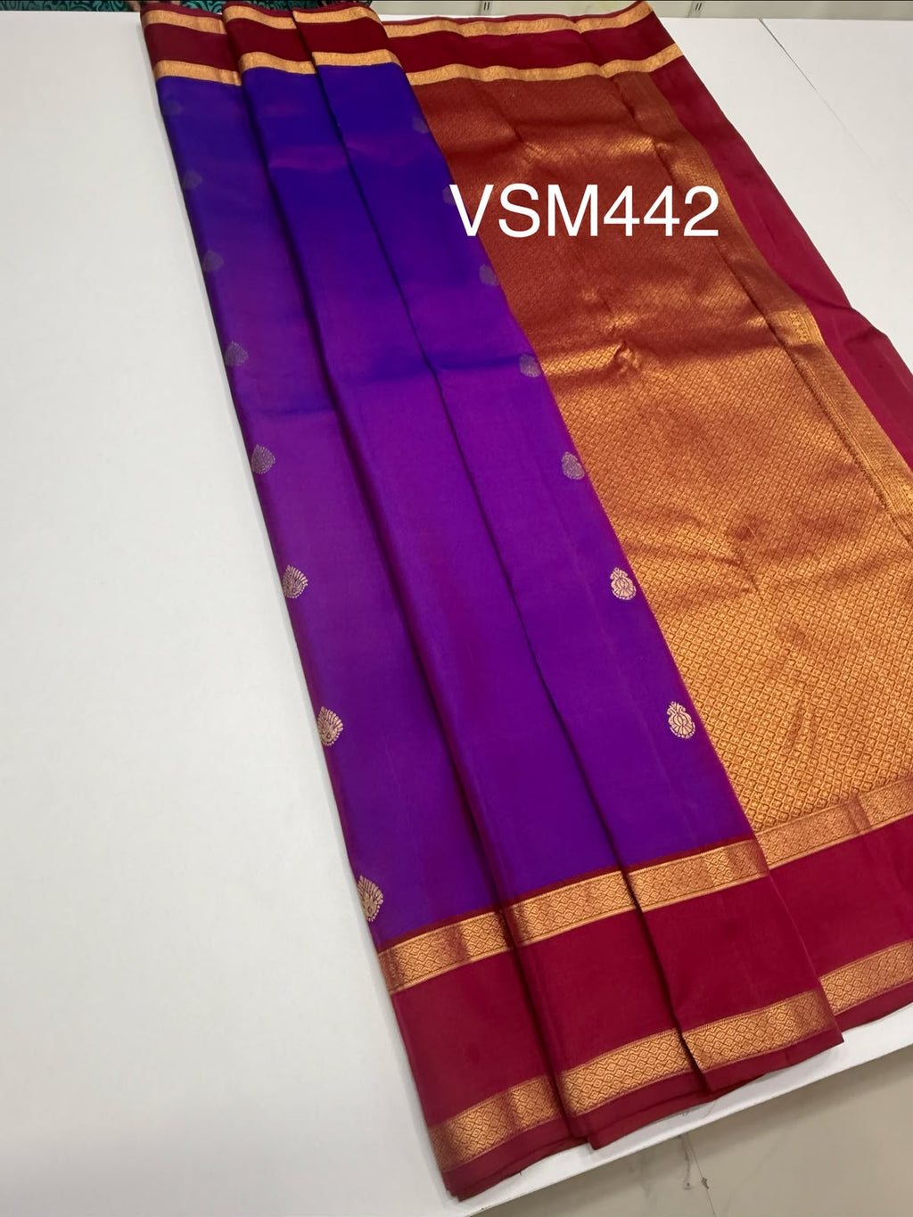 VSM442 - violet color body , purple color pallu , blouse.