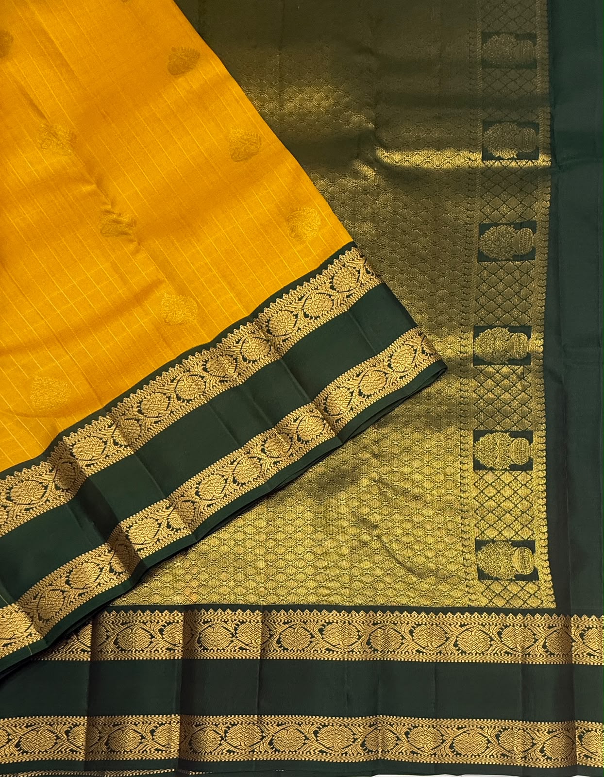 VSM441 - mustard yellow color body , bottle green color pallu , blouse.
