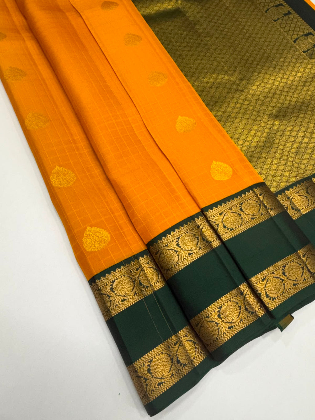 VSM437 - mustard yellow color body , bottle green color pallu , blouse.