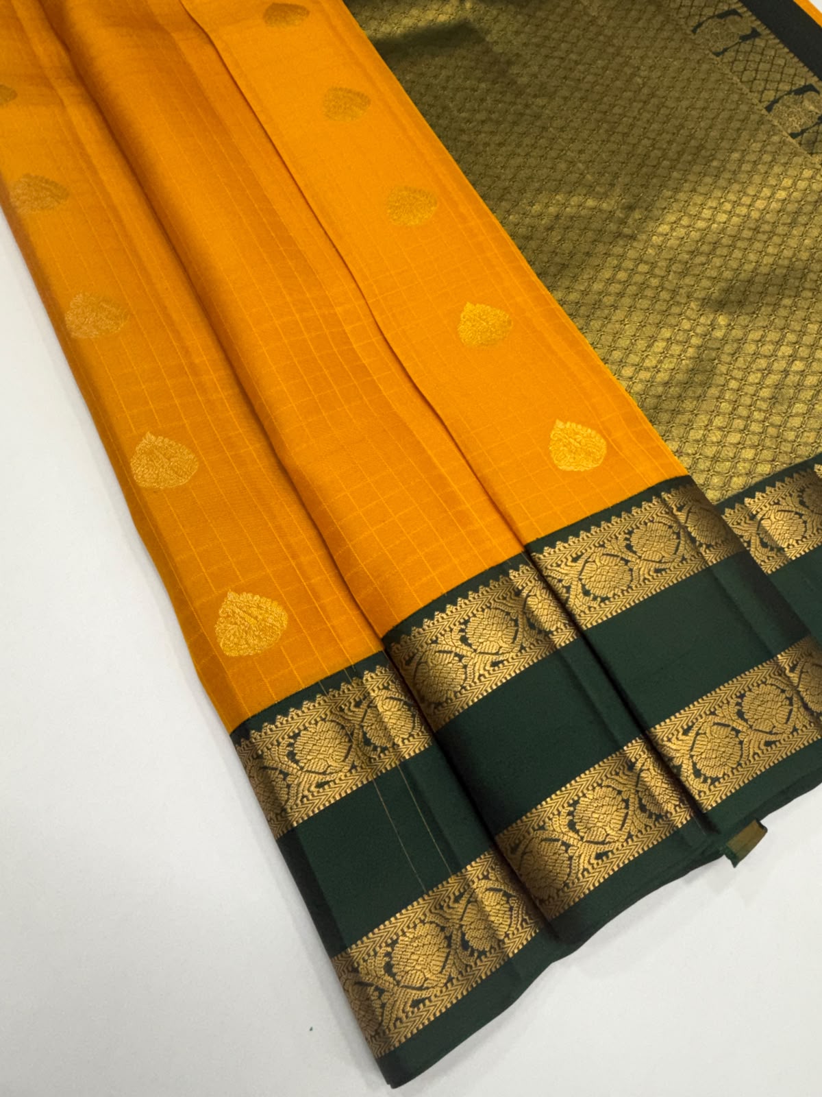 VSM437 - mustard yellow color body , bottle green color pallu , blouse.