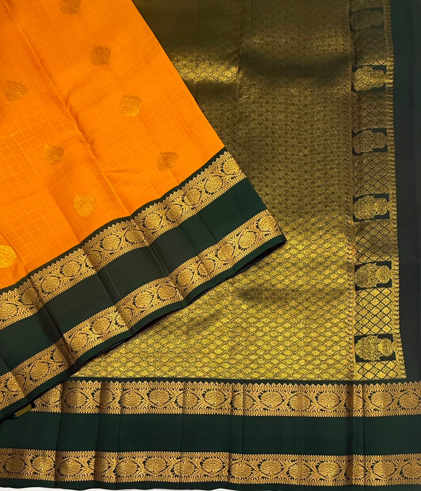 VSM437 - mustard yellow color body , bottle green color pallu , blouse.