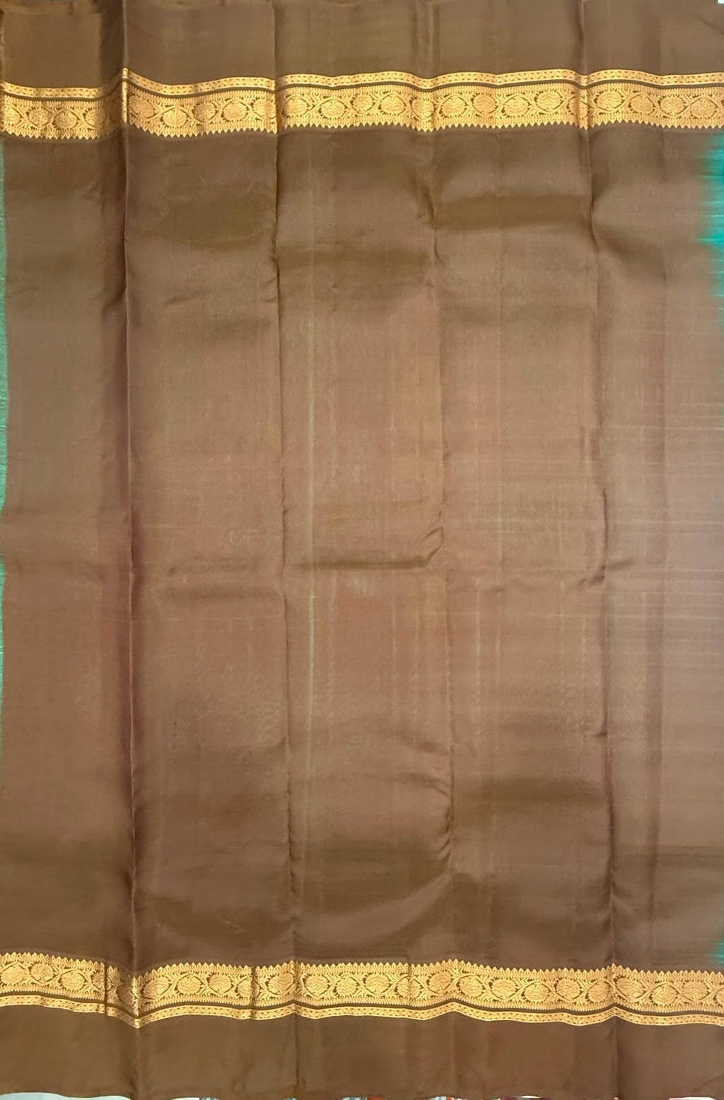 VSM434 - anandha blue color body , brown color pallu , blouse.