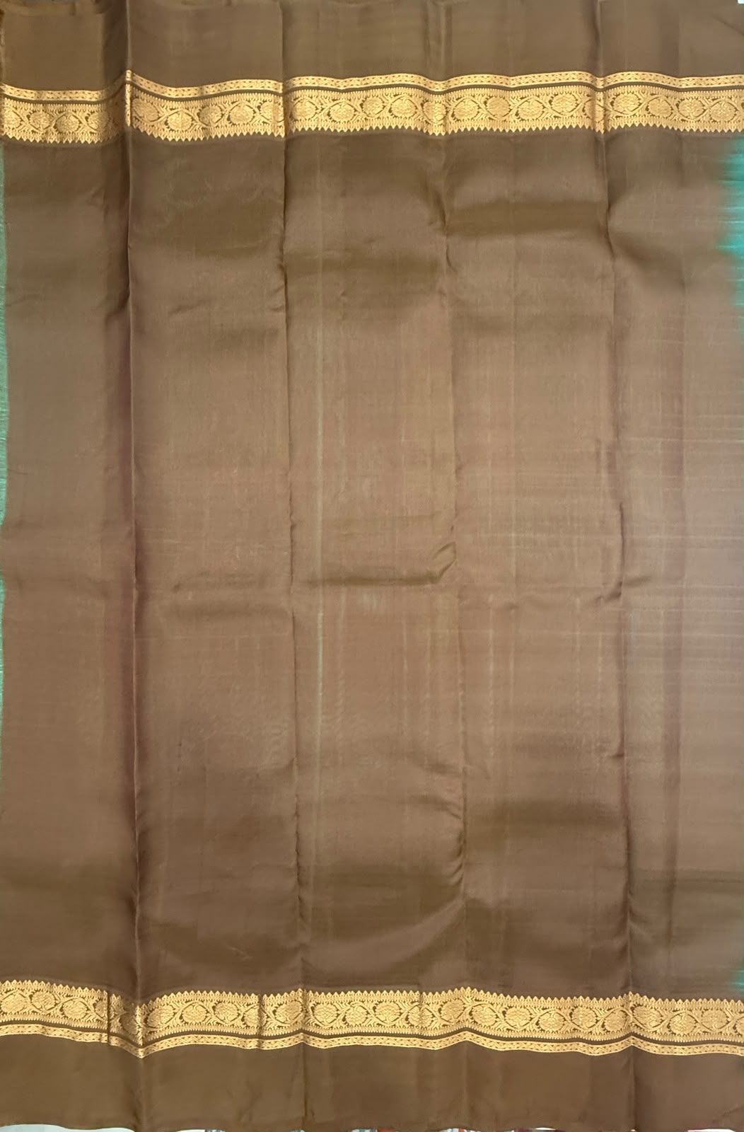 VSM434 - anandha blue color body , brown color pallu , blouse.