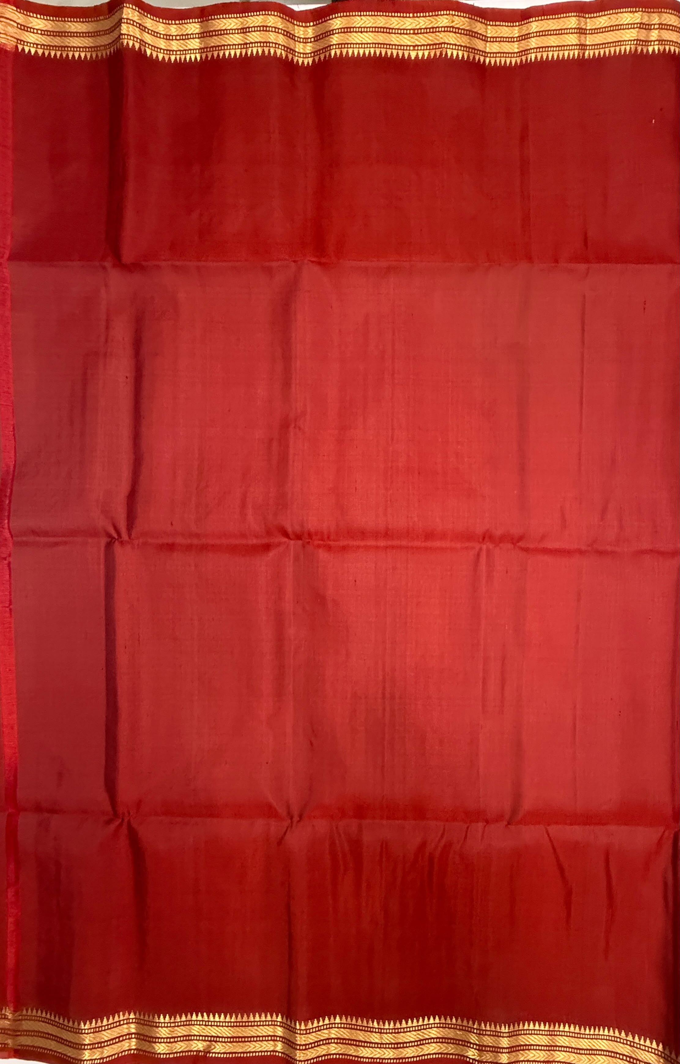 VSF1126 - onion pink color body , maroon color pallu,blouse - Pure silk saree
