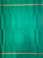 VSS497 - peacock green color body , color pallu , blouse - Pure silk saree