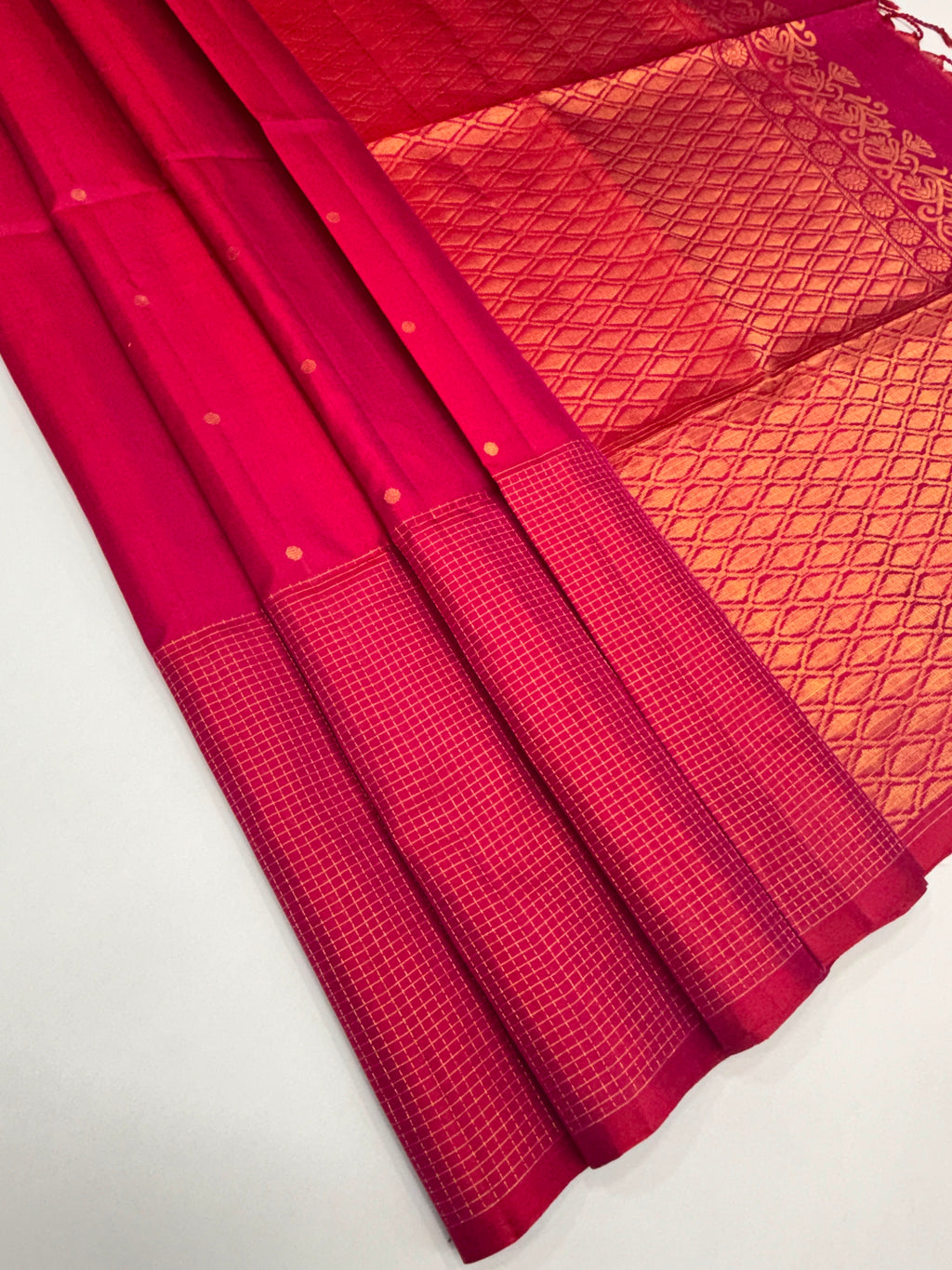 VSF1133 - red with pink color body , pallu,blouse - Pure silk saree