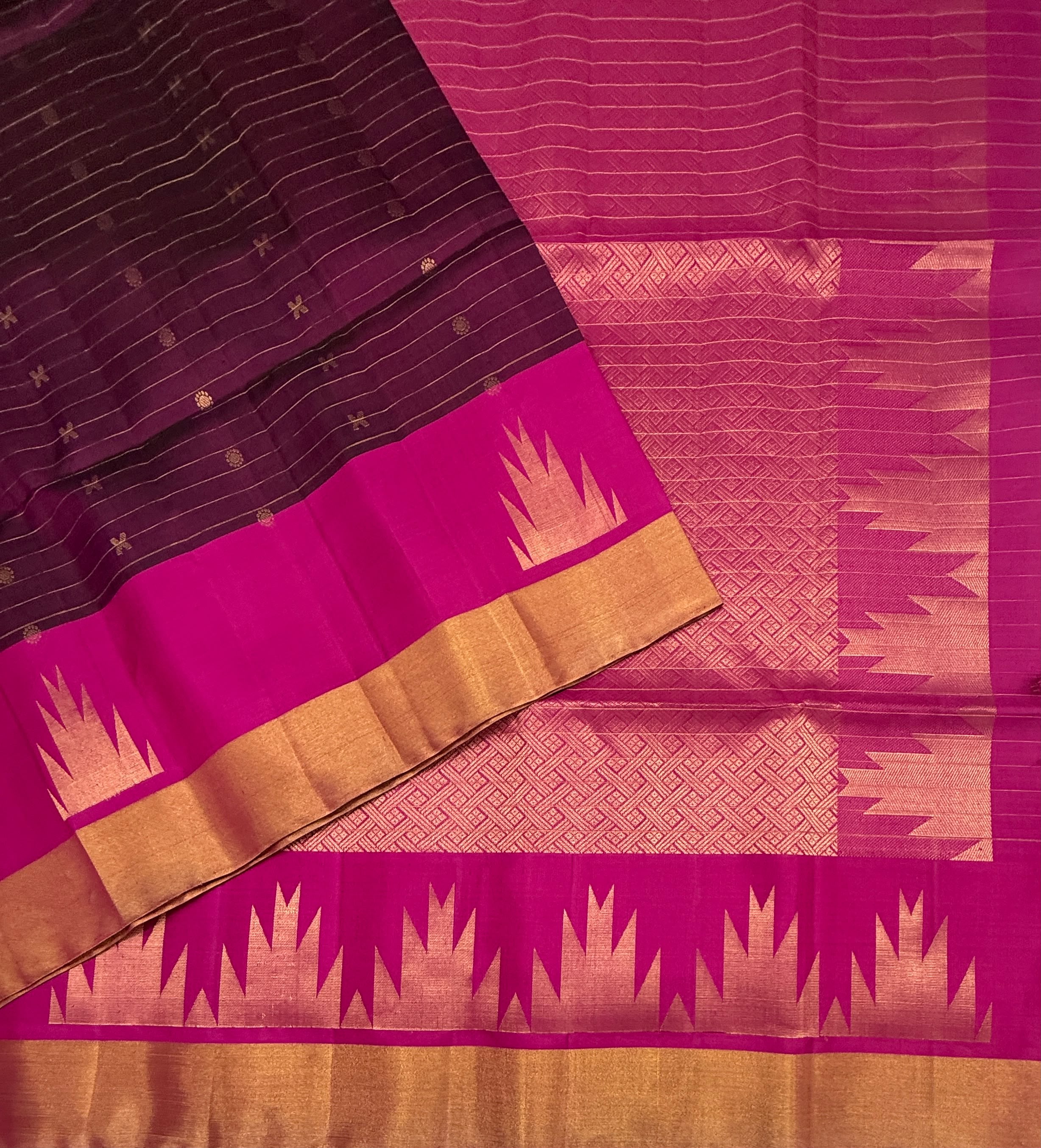 VSF1134 - purple color body , rani pink color pallu,blouse - Pure silk saree