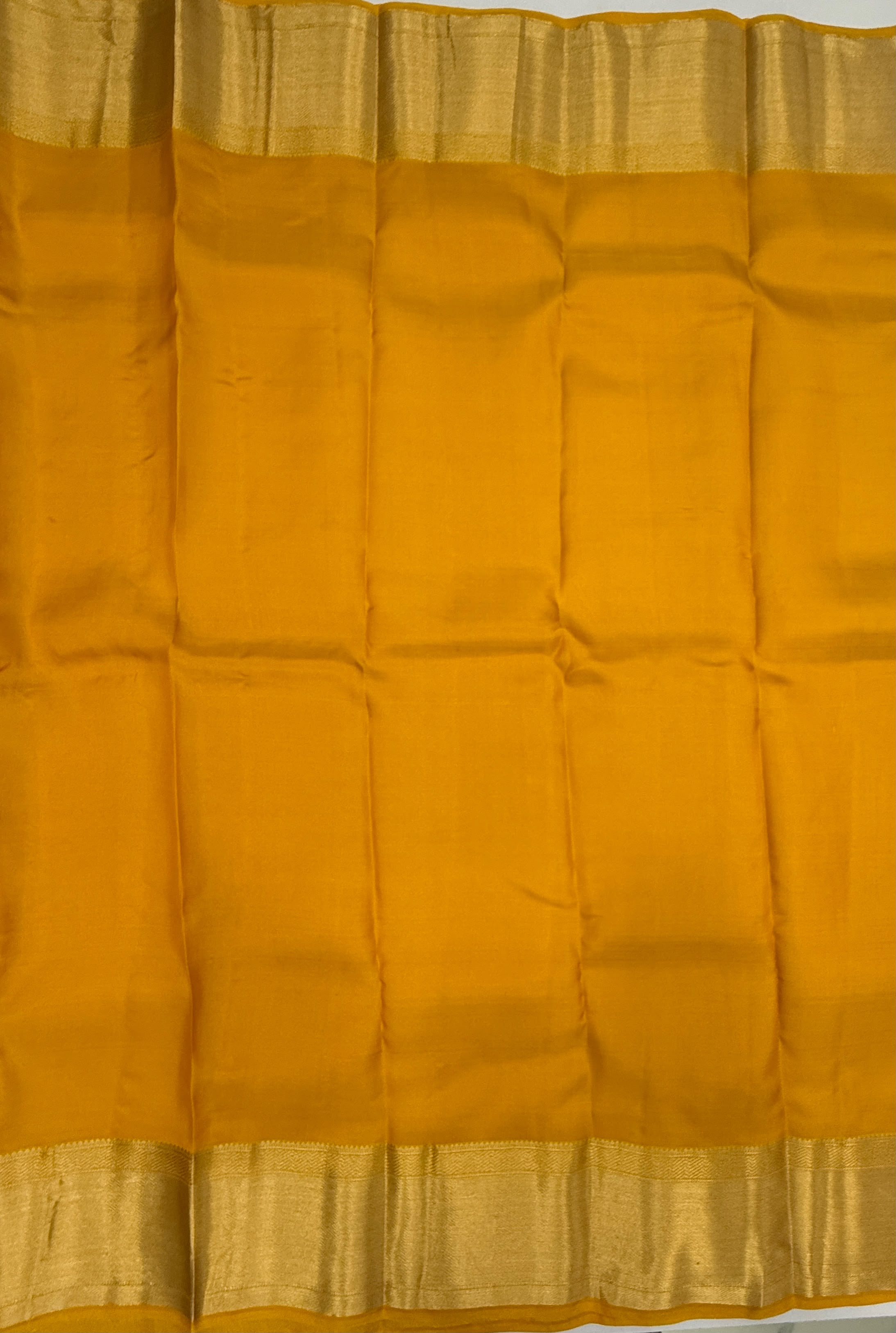 VSM487 - yellow color body , color pallu , blouse&nbsp;