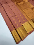 VSM489 - onion pink color body , color pallu , blouse&nbsp;