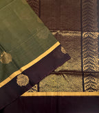 VSSC95 - pastel green color body , dark purple color pallu , blouse.