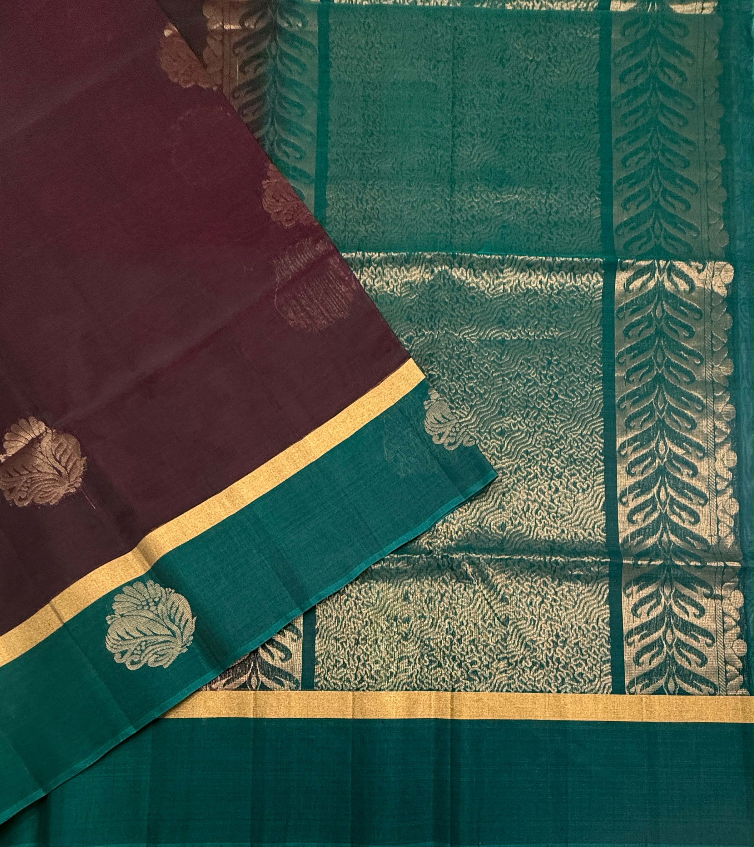 VSSC97 - purple color body , peacock green color pallu , blouse.