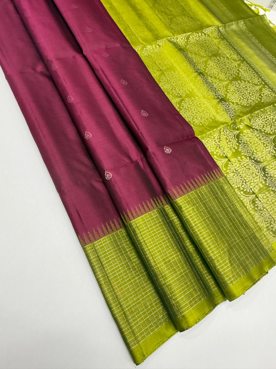 VST302 - purple color body , olive green color pallu , blouse - Pure silk saree