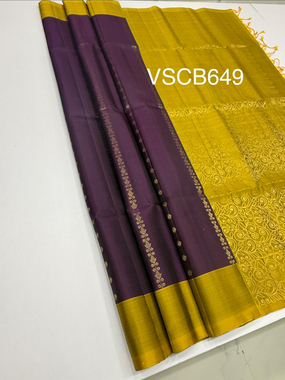 VSCB649 - purple color body , yellowish green color pallu , blouse - Pure silk saree
