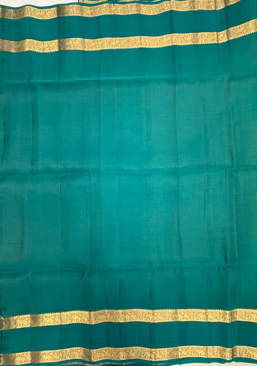 VSM490 - olive green color body , peacock blue color pallu , blouse&nbsp;