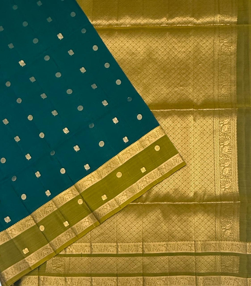 VSM491 - peacock green color body , yellowish green color pallu , blouse&nbsp;