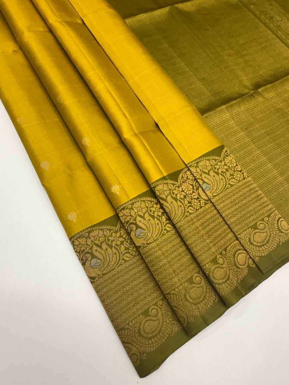 VST309 - yellow with green color body , cowdung green color pallu,blouse - Pure silk saree