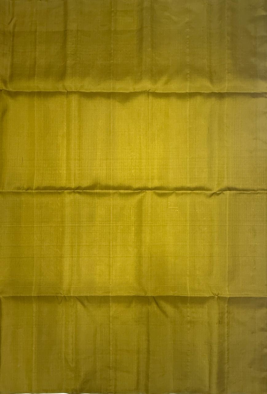 VST309 - yellow with green color body , cowdung green color pallu,blouse - Pure silk saree