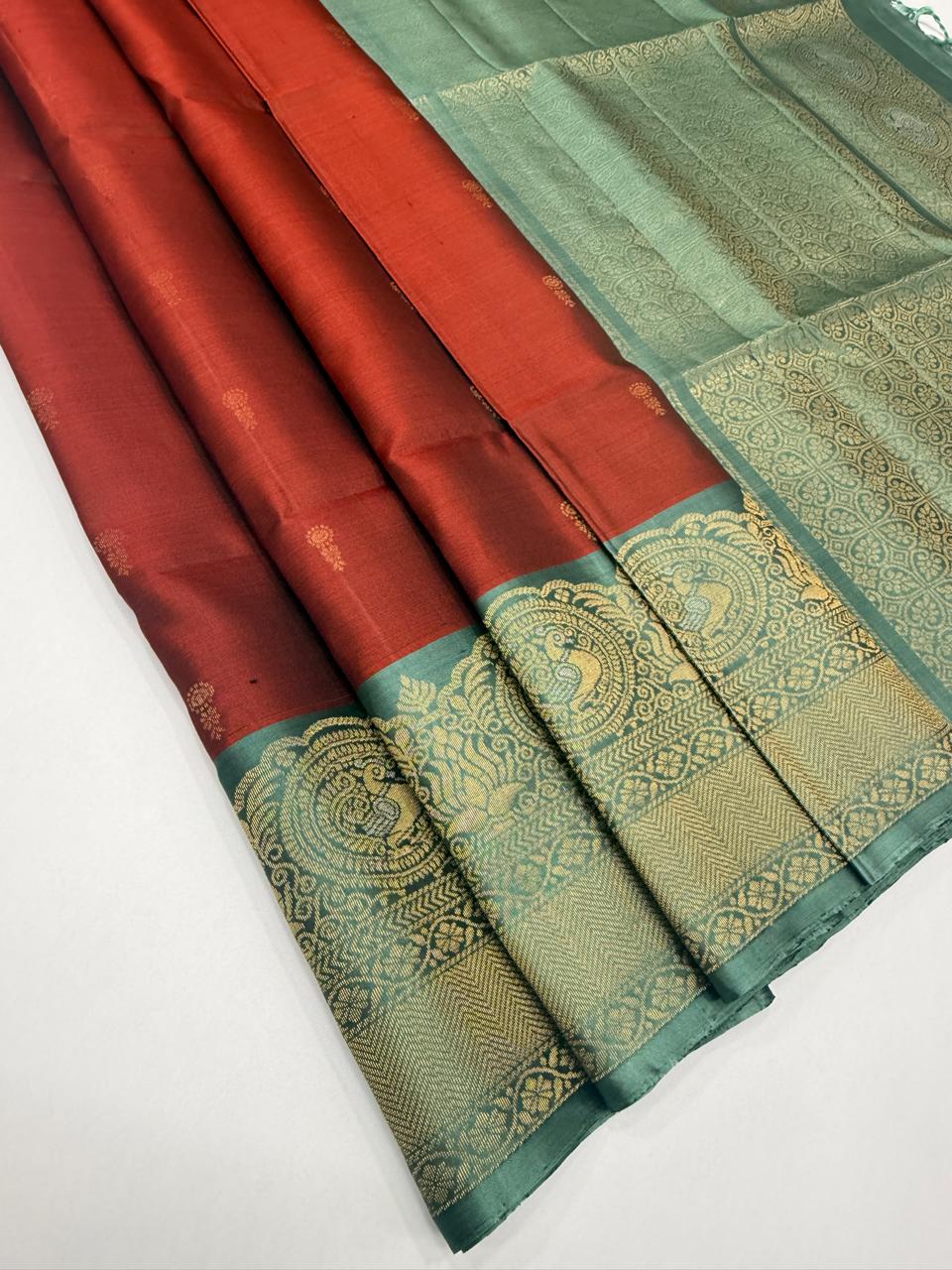 VST310 - maroon color body , pastel green color pallu,blouse - Pure silk saree