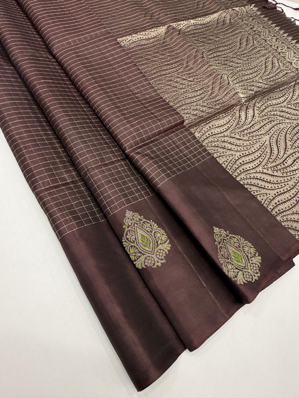 VSF1143 - dark brown color body , pallu,blouse - Pure silk saree