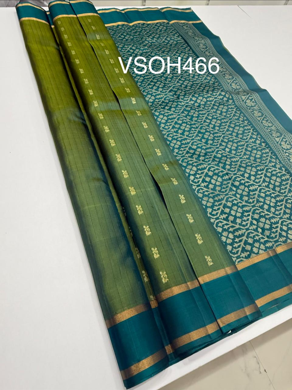 VSOH466 - dual bluish green color body , peacock blue color pallu , blouse - Pure silk saree