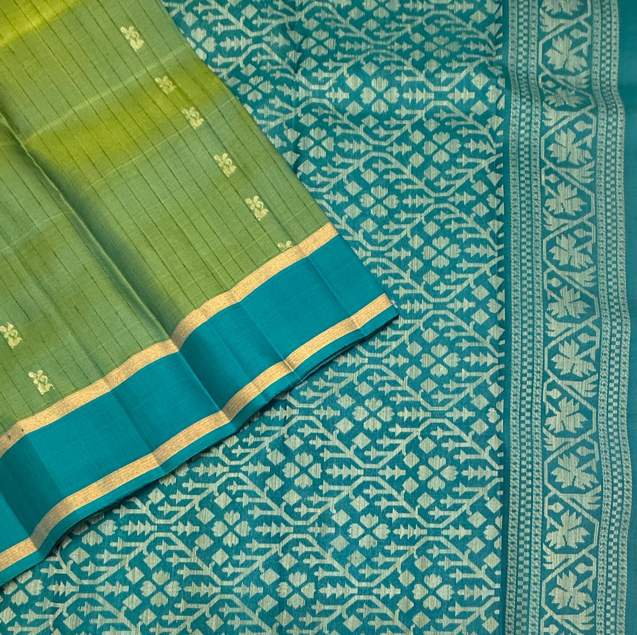 VSOH466 - dual bluish green color body , peacock blue color pallu , blouse - Pure silk saree