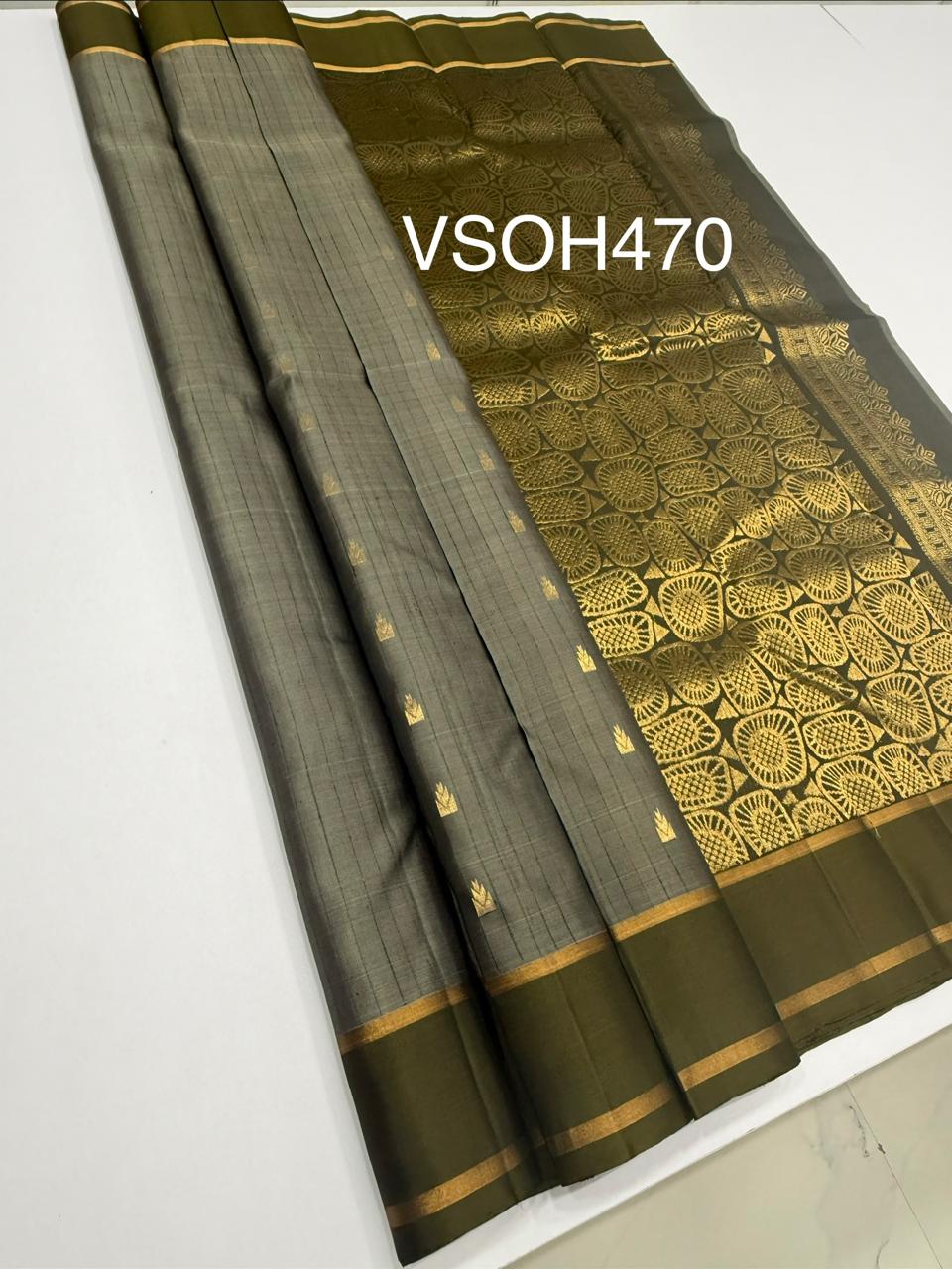 VSOH470 - dark grey color body , cowdung green color pallu , blouse - Pure silk saree