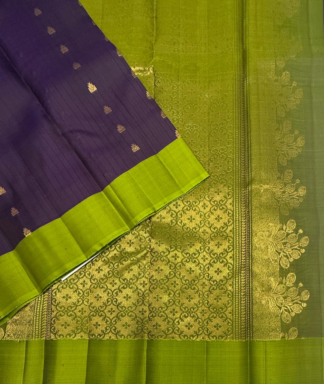 VSOH476 - dark violet color body , olive green color pallu , blouse - Pure silk saree
