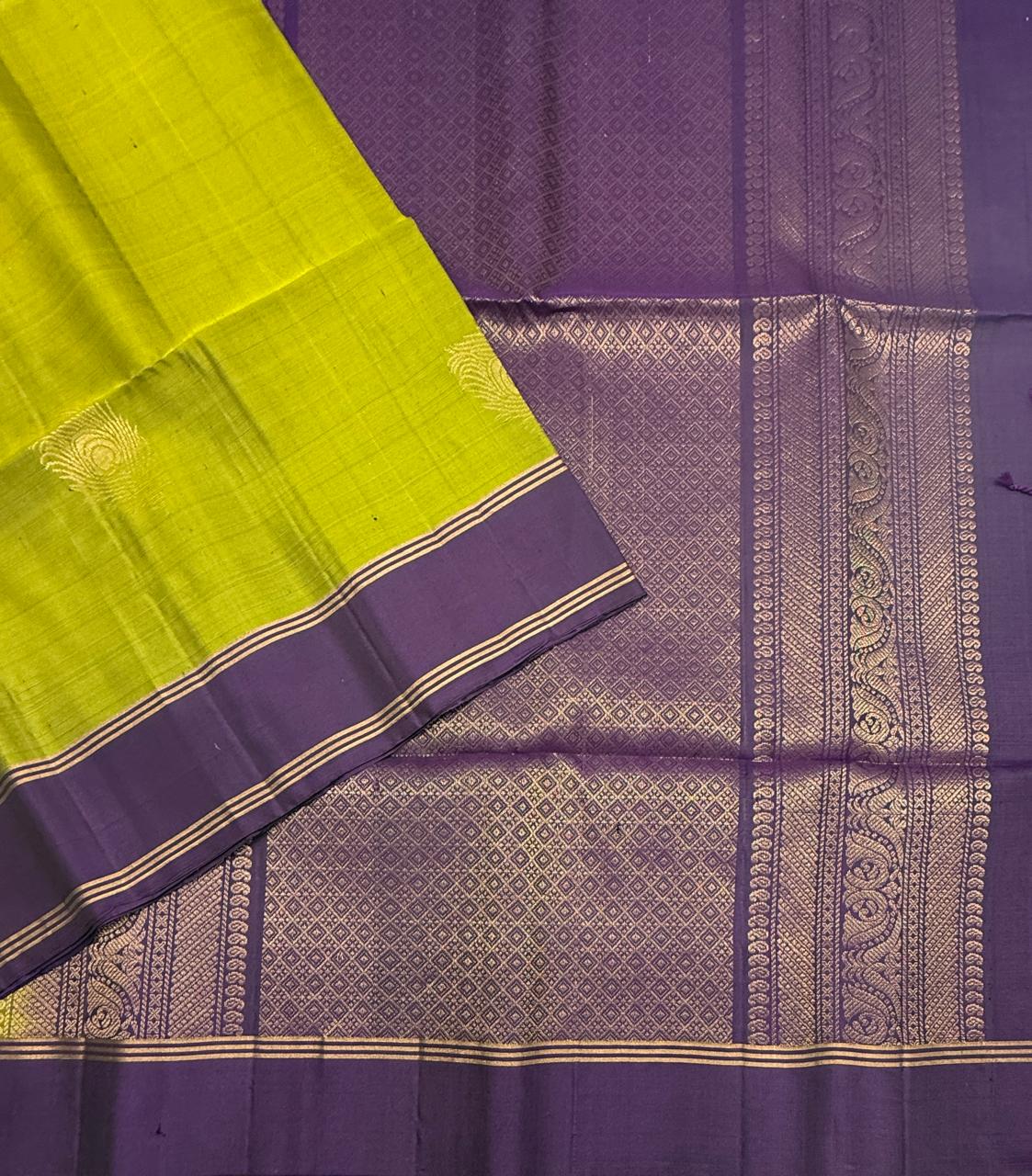 VSCB660 - green color body , violet color pallu , blouse - Pure silk saree